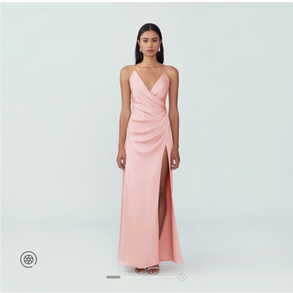 NWOT  fame and partners zarita dress matte satin pale pink. Size 18